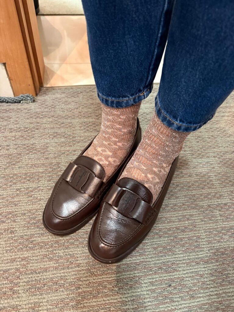 mocassim e jeans: tendência 2026